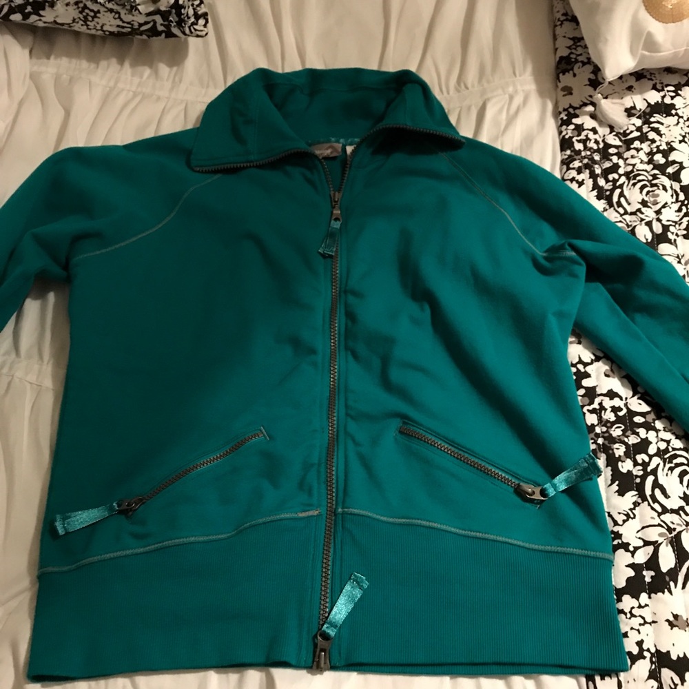 Gently used zip up hoodie